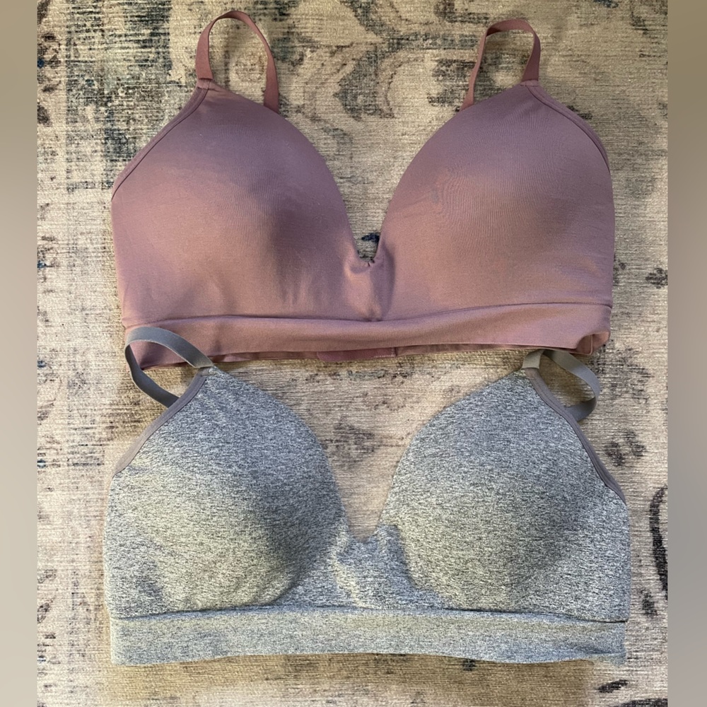 Third Love Form Seamless V-Neck Wireless Bra 2 pack